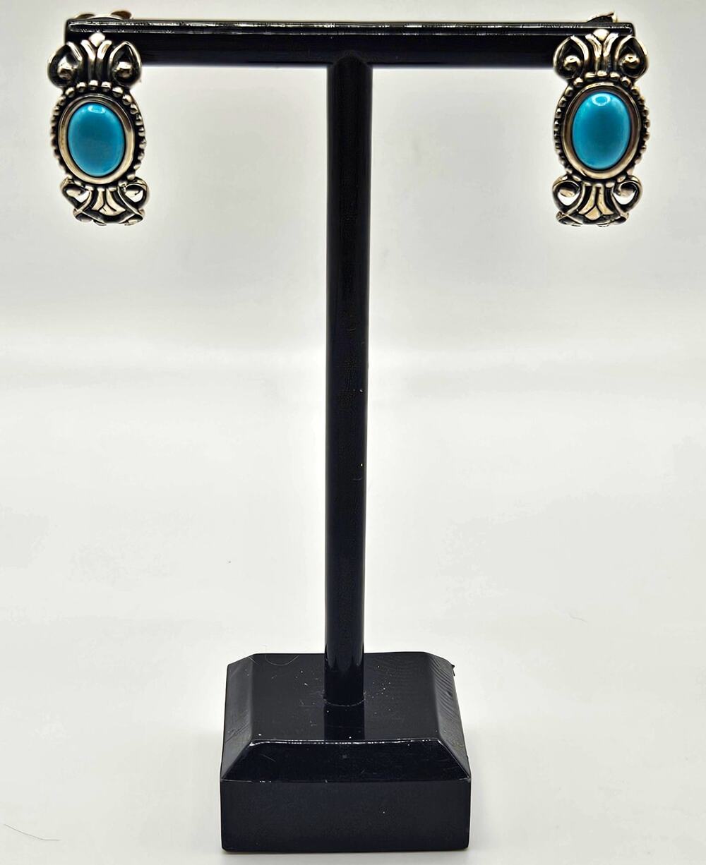 AVON Signed 925 Sterling Silver Blue Oval Stud Earrings